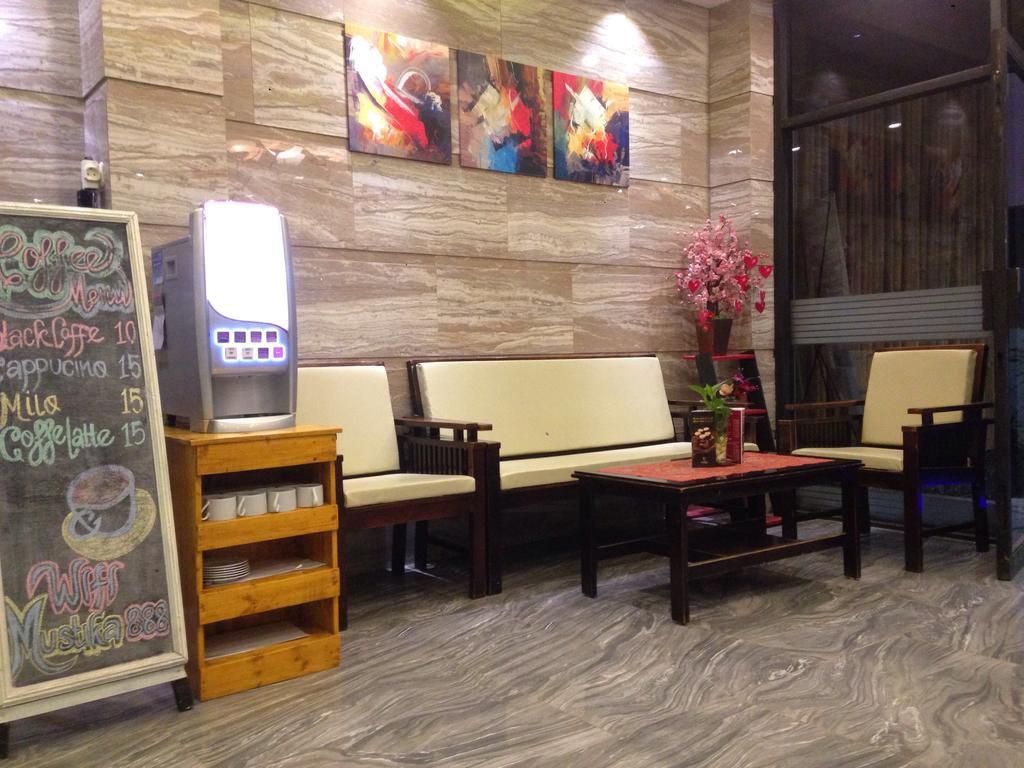 Mustika Gajah Mada Hotel 雅加达 外观 照片